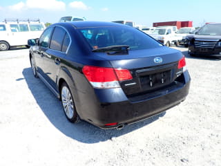 2010 SUBARU Legacy B4