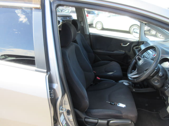 HONDA Fit thumbnail 25