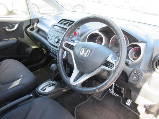 HONDA Fit thumbnail 40