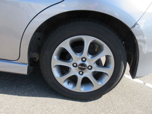 HONDA Fit thumbnail 10