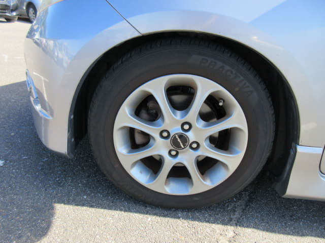 HONDA Fit thumbnail 9