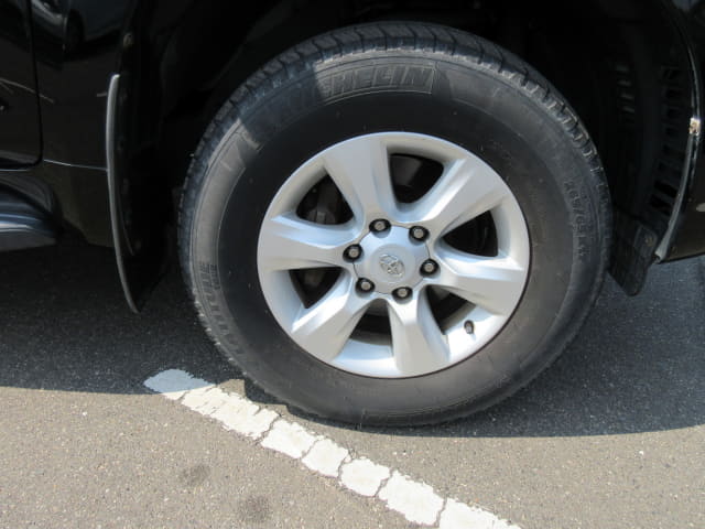TOYOTA Land Cruiser Prado thumbnail 12