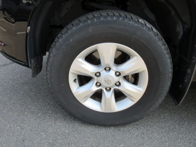 TOYOTA Land Cruiser Prado thumbnail 9