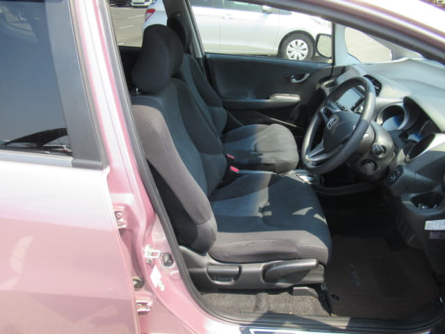 HONDA Fit thumbnail 26