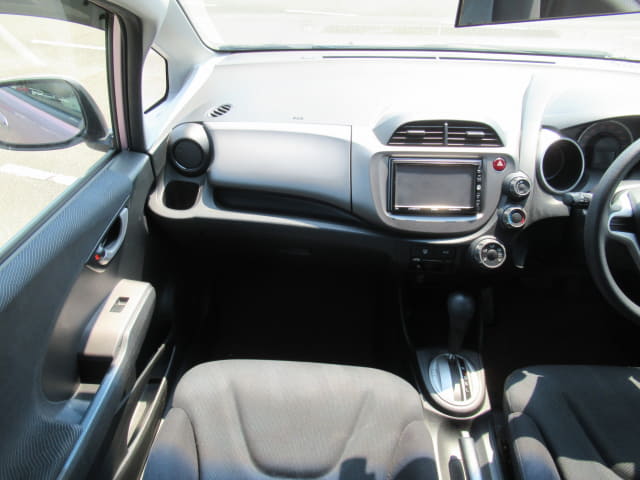 HONDA Fit thumbnail 33