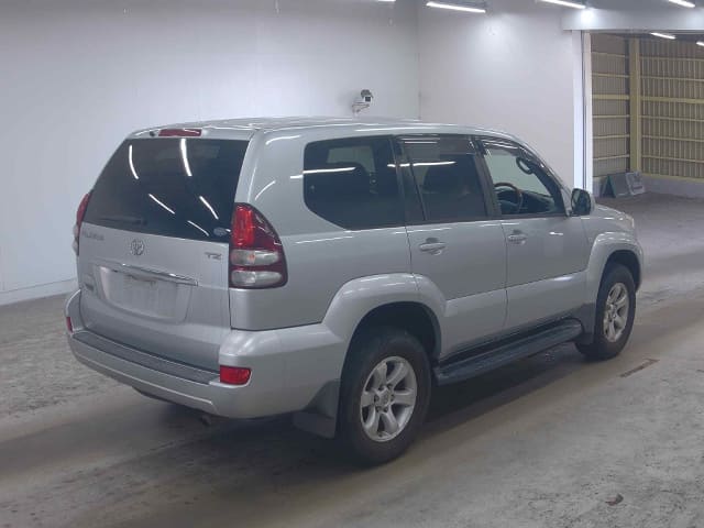 TOYOTA Land Cruiser Prado thumbnail 2