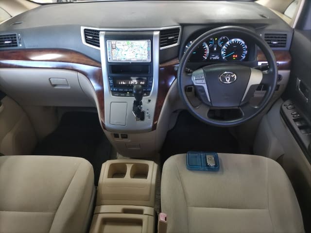 TOYOTA Alphard thumbnail 3