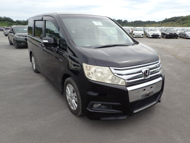 HONDA Step WGN thumbnail 7