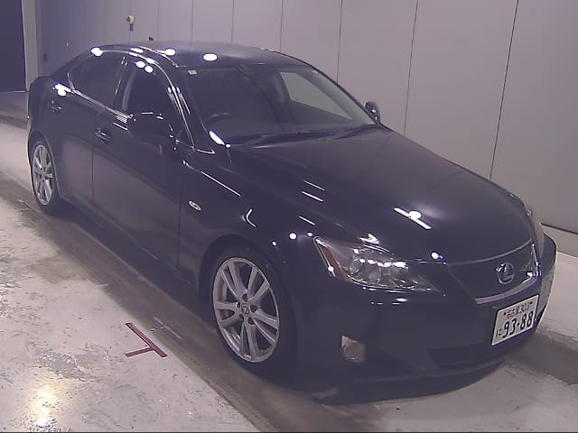 LEXUS IS thumbnail 5
