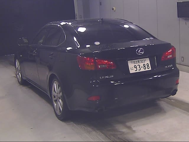 LEXUS IS thumbnail 6