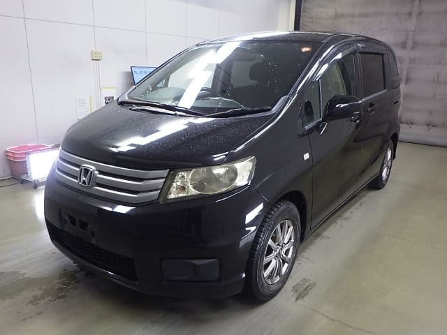 2011 HONDA Freed Spike