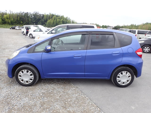 HONDA Fit thumbnail 2