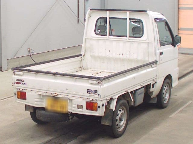 DAIHATSU Hijet Truck thumbnail 2