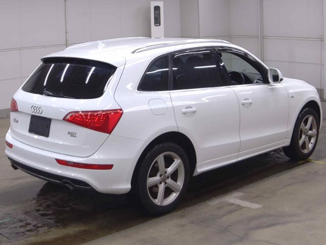AUDI Q5 thumbnail 2