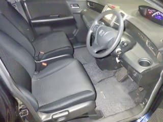 2010 HONDA Freed Spike