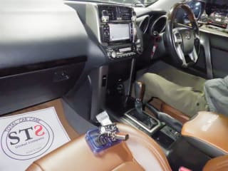 2011 TOYOTA Land Cruiser Prado