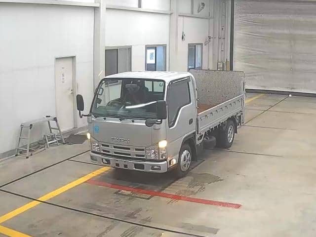 ISUZU Elf Truck