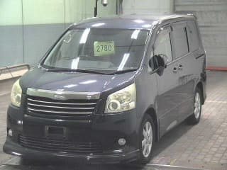 2007 TOYOTA Noah