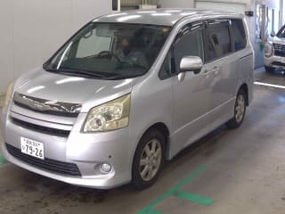 2008 TOYOTA Noah