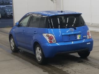 2002 TOYOTA IST