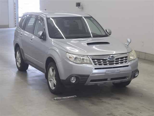 SUBARU Forester thumbnail 7