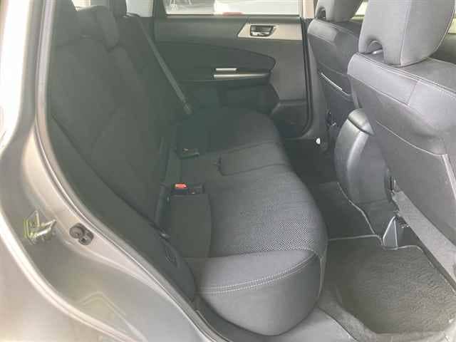 SUBARU Forester thumbnail 5
