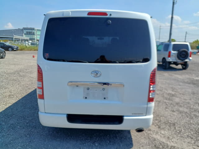 TOYOTA Regiusace Van thumbnail 4