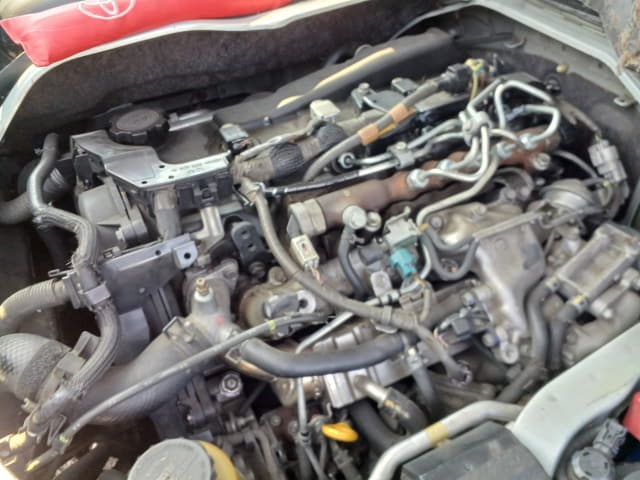 TOYOTA Regiusace Van thumbnail 36