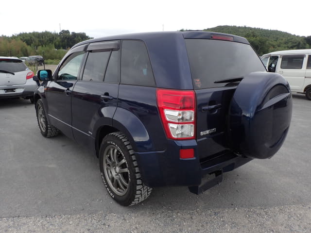 SUZUKI Escudo thumbnail 3