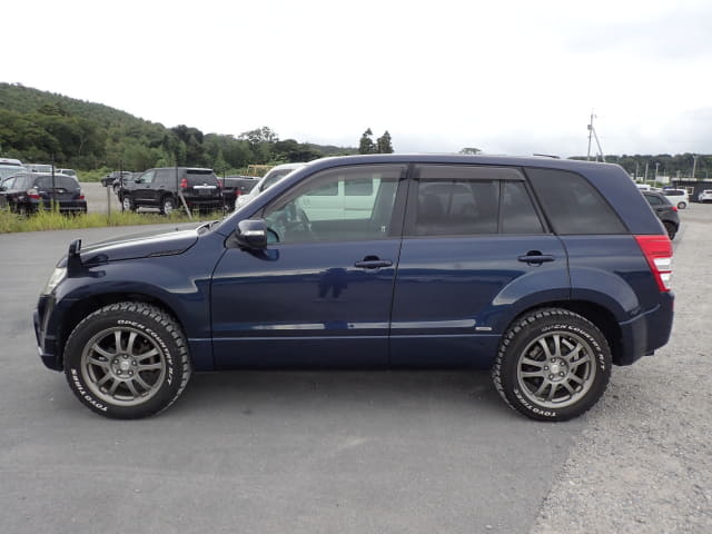 SUZUKI Escudo thumbnail 2