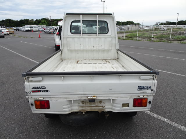 DAIHATSU Hijet Truck thumbnail 4