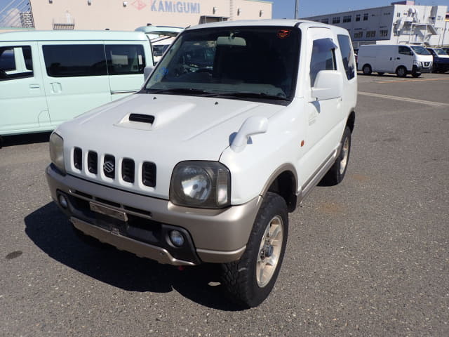 SUZUKI Jimny.