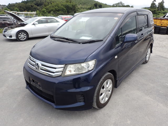 HONDA Freed Spike