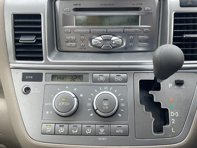 TOYOTA Raum thumbnail 36