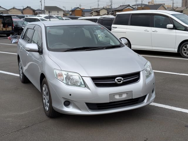 TOYOTA Corolla Fielder thumbnail 7