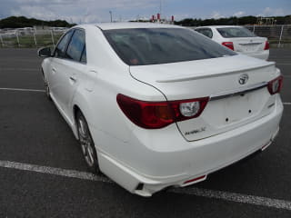 2011 TOYOTA Mark X