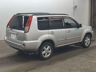 2004 NISSAN X-Trail