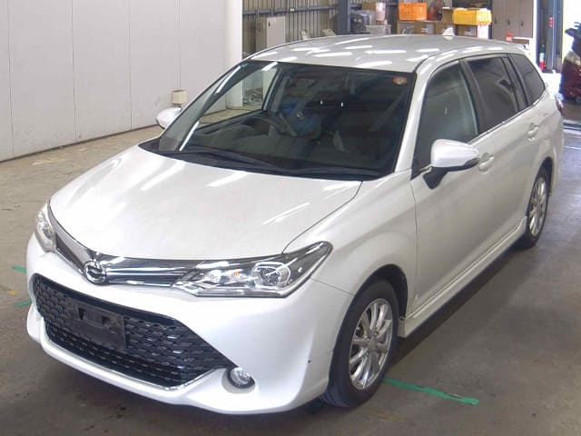 TOYOTA Corolla Fielder