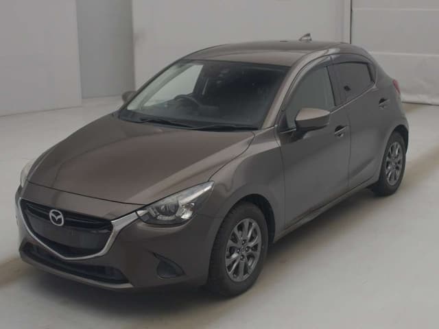 MAZDA Demio.