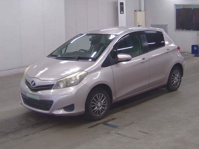 TOYOTA Vitz