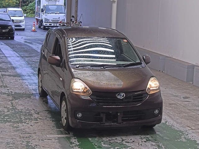 DAIHATSU Mira ES