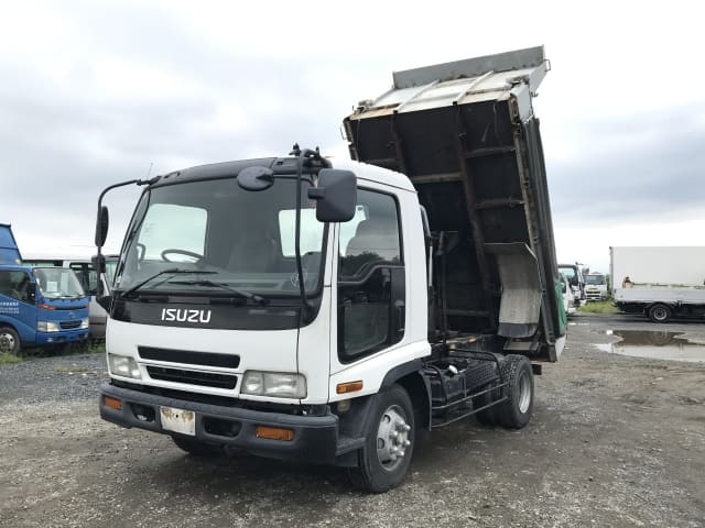 ISUZU Forward