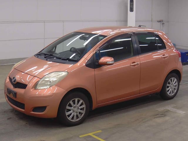 TOYOTA Vitz;