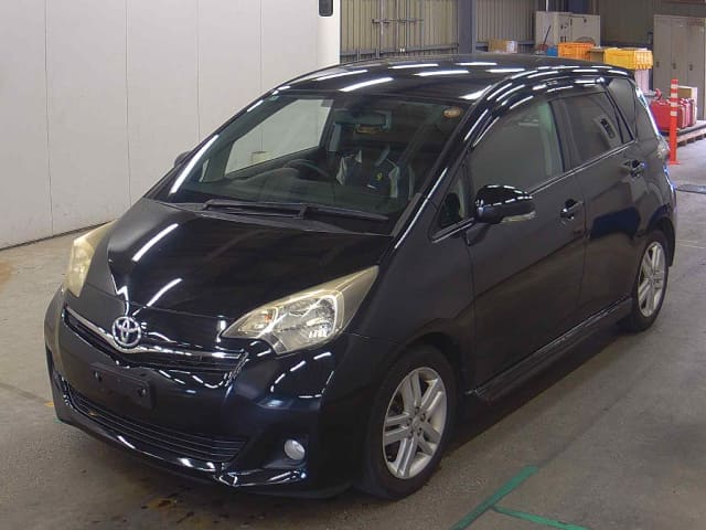 TOYOTA Ractis