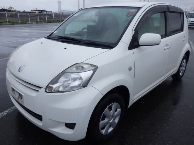 TOYOTA Passo