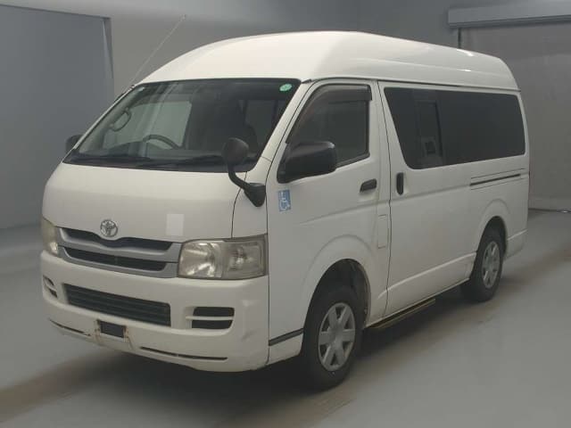 TOYOTA Hiace Van;